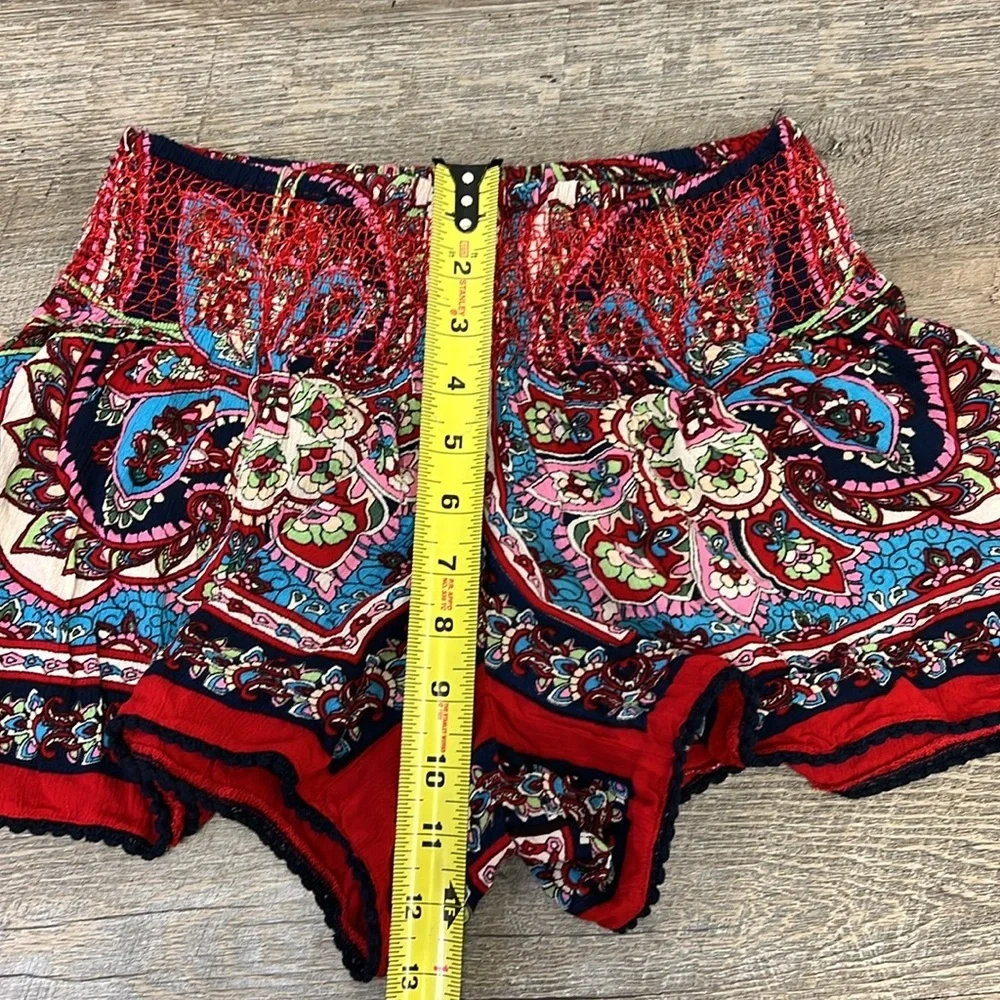 Patrons of Peace Smocked Waist Crotchet Trimmed Shorts XS